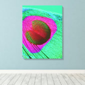 Pink Peacock Feather Leinwanddruck (Insitu (Holzboden))