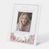 Pink Peonies In Loving Memory Tribute Remebrance Sockelschild (Vorderseite)