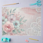 Pink Peonies und Blumen auf rosa, weiße Spitzen Seidenpapier (Basteln)