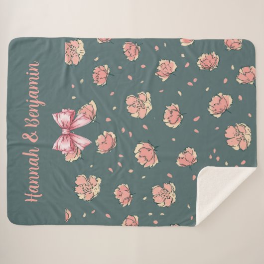 Pink Peony and Bow Pattern Sherpadecke (Vorderseite (Horizontal))