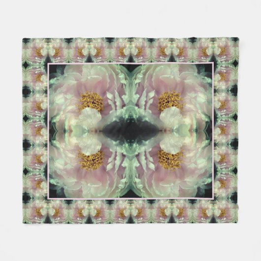 Pink Peony Blume Center Pattern Fleecedecke (Vorderseite (Horizontal))