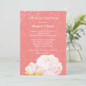 Pink Peony Coral Wedding Couples Dusche Einladung (Stehend Vorderseite)