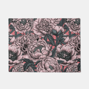 Pink peony flowers and moths fußmatte