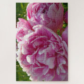 Pink Peony | Hütte Bauernhof Blumengarten Puzzle (Vertikal)