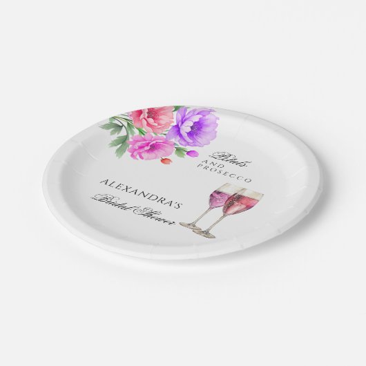 Pink Peony Petals and Prosecco Brautparty Pappteller (Schrägansicht)