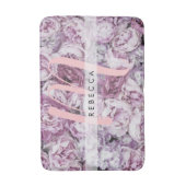 Pink Peony Rose Floral Stilvolles Monogramm Badematte (Vorderseite Vertikal)