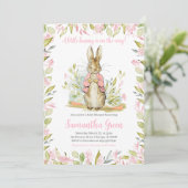 Pink Peter Rabbit Baby Dusche Einladung (Stehend Vorderseite)