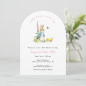 Pink Peter Rabbit Baby Girl Dusche Einladung (Stehend Vorderseite)