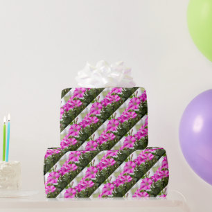 Pink Petunia Passion Geschenkpapier
