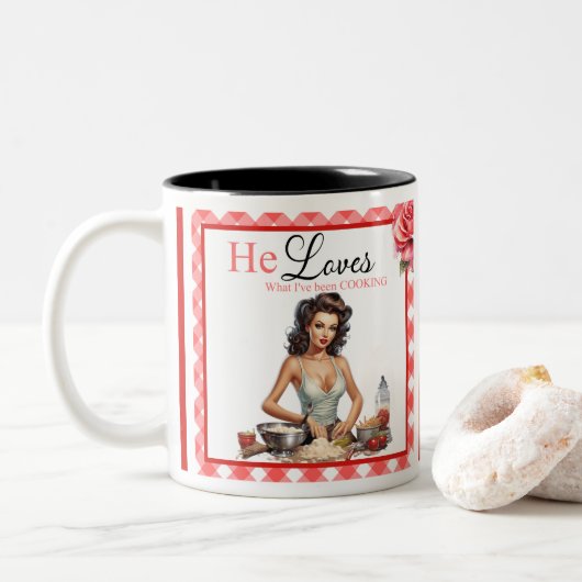 Pink Pinup Bachelorette Zweifarbige Tasse (Mit Donut)