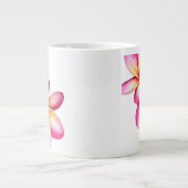Pink Plumeria Jumbo-Tasse (Vorderseite)