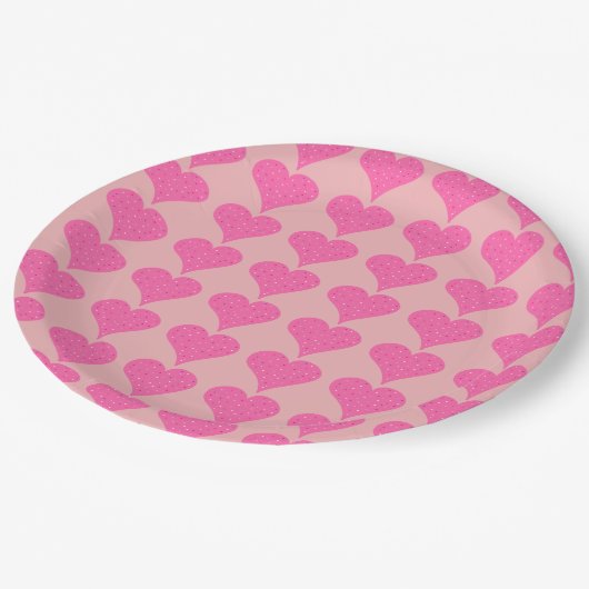 Pink Polka Dot Hearts Pappteller (Schrägansicht)
