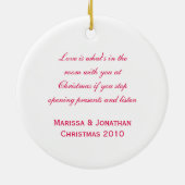 Pink Polka Dot Love Birds on Holly Keramik Ornament (Hinten)