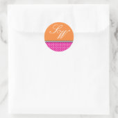 Pink Polka Dot und Mandarine Hochzeitsticker Runder Aufkleber (Tasche)