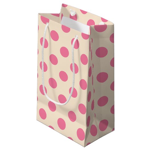 Pink Polka Punkte auf creme kleine Geschenktüte (Vorderseite Schrägansicht)
