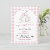 Pink Preppy Bow Arch Pumpkin Birthday Einladung (Stehend Vorderseite)
