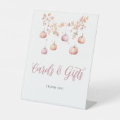 Pink Pumpkin Autumn Girl Shooting Cards Geschenke Sockelschild (Vorderseite)