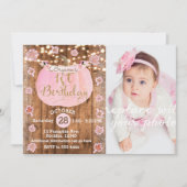 Pink Pumpkin Fall Rustikale Lichter 1. Geburtstag  Einladung (Vorderseite)