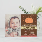 Pink Pumpkin Geburtstag Einladung mit Foto (Stehend Vorderseite)