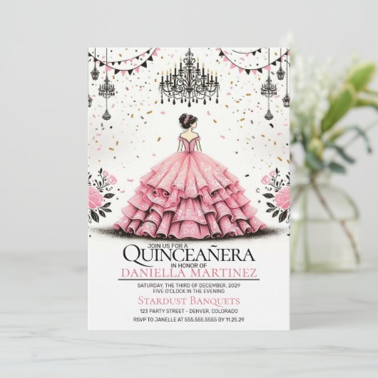 Pink Quinceañera Girl Einladung (Stehend Vorderseite)