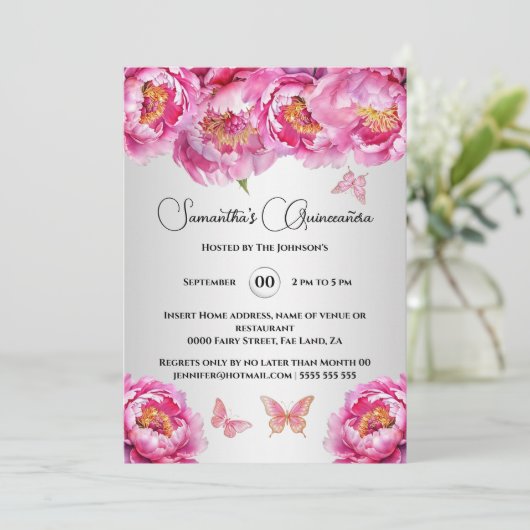 Pink Quinceañera Schmetterlingspflanze Blume Einladung (Stehend Vorderseite)