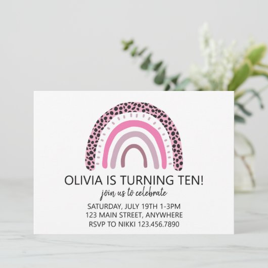 Pink Rainbow Mädchensommer Einladung (Stehend Vorderseite)