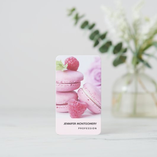 Pink Raspberry Macarons Visitenkarte (Stehend Vorderseite)