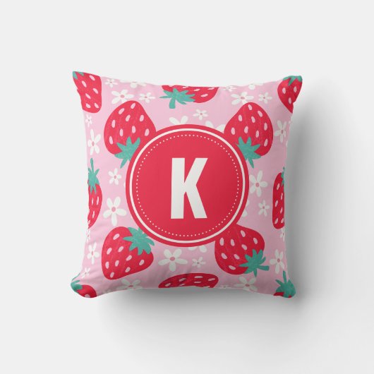 Pink Red Strawberries Floral Pattern Monogram Kissen (Vorderseite)