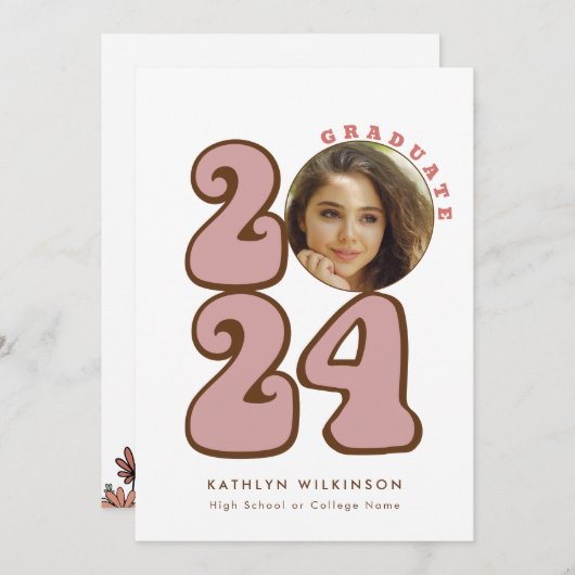 Pink Retro Groovy Fun Script Wildblume Abschluss Einladung (Vorne/Hinten)