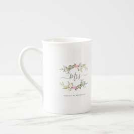Pink Romantic Floral Wreath For Mrs or Bride2be Porzellantasse