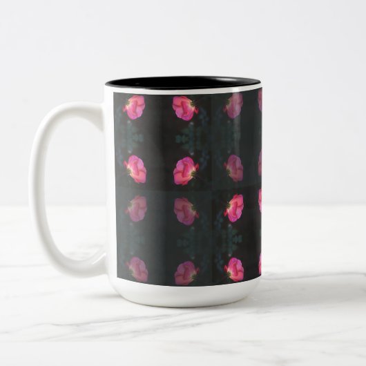 Pink Roses Pattern Zweifarbige Tasse (Links)