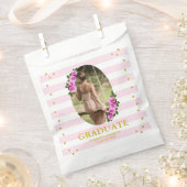 Pink Roses Striped Graduation Brunch Geschenktütchen (Ausgeschnitten)