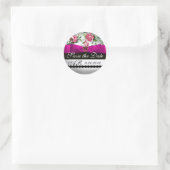 PINK ROSES UND FUCHSIA RIBBON MONOGRAMM RUNDER AUFKLEBER (Tasche)