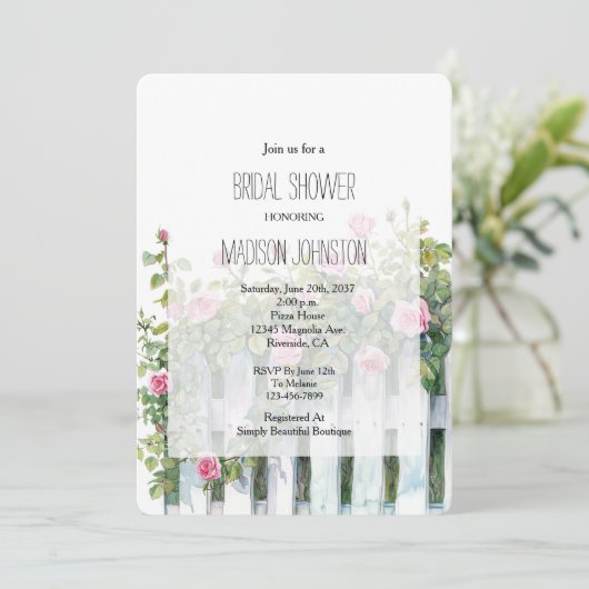 Pink Roses White Picket Fence Bridal Shower Einladung (Stehend Vorderseite)