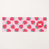 Pink-Rote-Erdbeeren-Blumenmuster-Monogramm Yogamatte (Vorderseite (Horizontal))