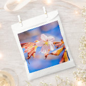 Pink Sakura Blume Blue Sky Geschenktütchen (Ausgeschnitten)