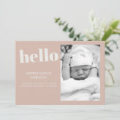 Pink Sandstone Typografy Baby Shower Ankündigung (Stehend Vorderseite)