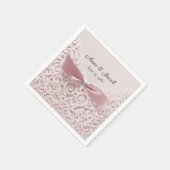 Pink Satin Bow an der Spitze des Jubiläums Serviette (Ecke)