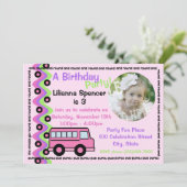 Pink School Bus Wheels mit Foto Einladung (Stehend Vorderseite)