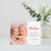 Pink Script Girl Twins Baby Foto Vielen Dank Postkarte (Stehend Vorderseite)