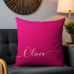 Pink Shimmer White Elegant Calligrafy Script Name Kissen<br><div class="desc">Pink Shimmer White Elegant Calligraphy Script Custom Personalisiert Name Throw Kissen bietet ein modernes und trendiges,  einfaches und stilvolles Design mit Ihrem personalisierten Namen in elegantem handgeschriebenen Kalligraphieskripttypografie auf einem metallisch rosa Shimmer Hintergrund. Entworfen von ©Evco Studio www.zazzle.com/store/evcostudio</div>