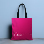 Pink Shimmer White Elegant Calligrafy Script Name Tasche<br><div class="desc">Pink Shimmer Weiß Stilvolles Kalligraphie Script Custom Personalisiert Add Your Own Name Monogram Tote Bag Bag bietet ein modernes und trendiges, einfaches und stilvolles Design mit Ihrem personalisierten Namen oder Initial in eleganter handgeschriebener Kalligraphie Schrift Typografie auf einem metallisch rosa Schimmer Hintergrund. Perfektes Geschenk zum Geburtstag, Weihnachten, Hochzeit, süße 16,...</div>