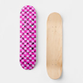 Pink Skull Checkerboard Skateboard (Vorderseite)