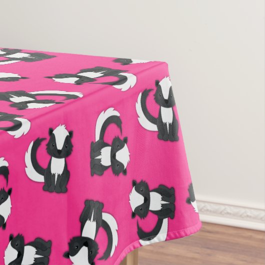 Pink Skunk Geburtstagspartei Tischdecke (Beispiel)