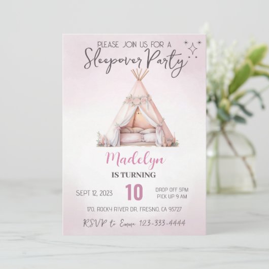 Pink Sleepover Boho Teepee Slumber Party Geburtsta Einladung (Stehend Vorderseite)