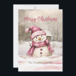Pink Snowman Vintage Weihnachtsfeiertag Karte<br><div class="desc">Dieser kleine Schneemann hat das schönste Lächeln, während er seine Winterszene genießt. "Frohe Weihnachten". Er ist alle im Urlaub in rosa Strick-Kappe gekleidet und hat einen knallgezackten Schal. Dies ist eine Vintage Aquarellfarbe mit allen bearbeitbaren Texten auf der Vorder- und Rückseite dieser Flachkarte. Sie können die vorgeschlagene Einstellung des Absatzes...</div>