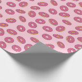 Pink Sprinkle Donut Muster Geschenkpapier (Ecke)