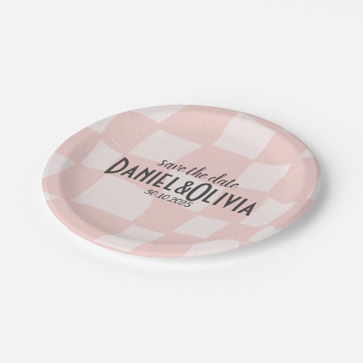 Pink Square Wedding Pappteller (Schrägansicht)