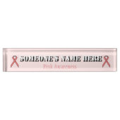 Pink Standard Ribbon von Kenneth Yoncich Namensplakette (Vorderseite)