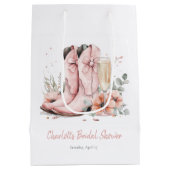 Pink Stiefel & Bubbly Champagner Brautparty Mittlere Geschenktüte (Rückseite)
